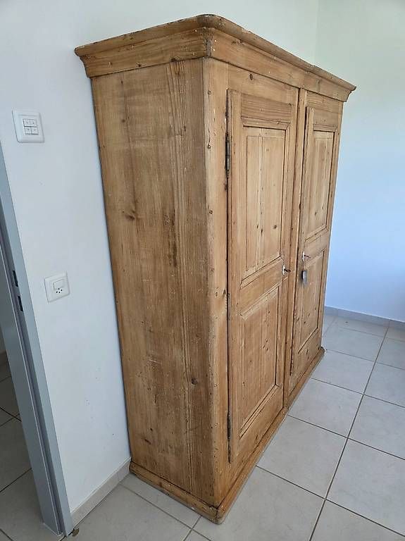 Armadi: Antiquer Bauernschrank – Usato da Muhen venduto da chr_66xt 1