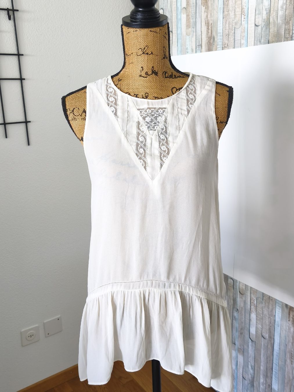 Zara Top: Zara Basic Damen Top weiss Grösse M Spitze – Nuovo (secondo la descrizione) da KRIENS venduto da Franzy_Blond10