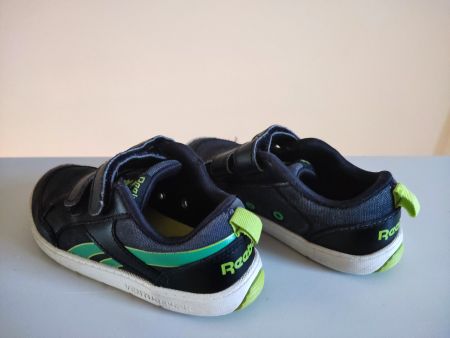 Kinder Schuh Reebok Gr. 24