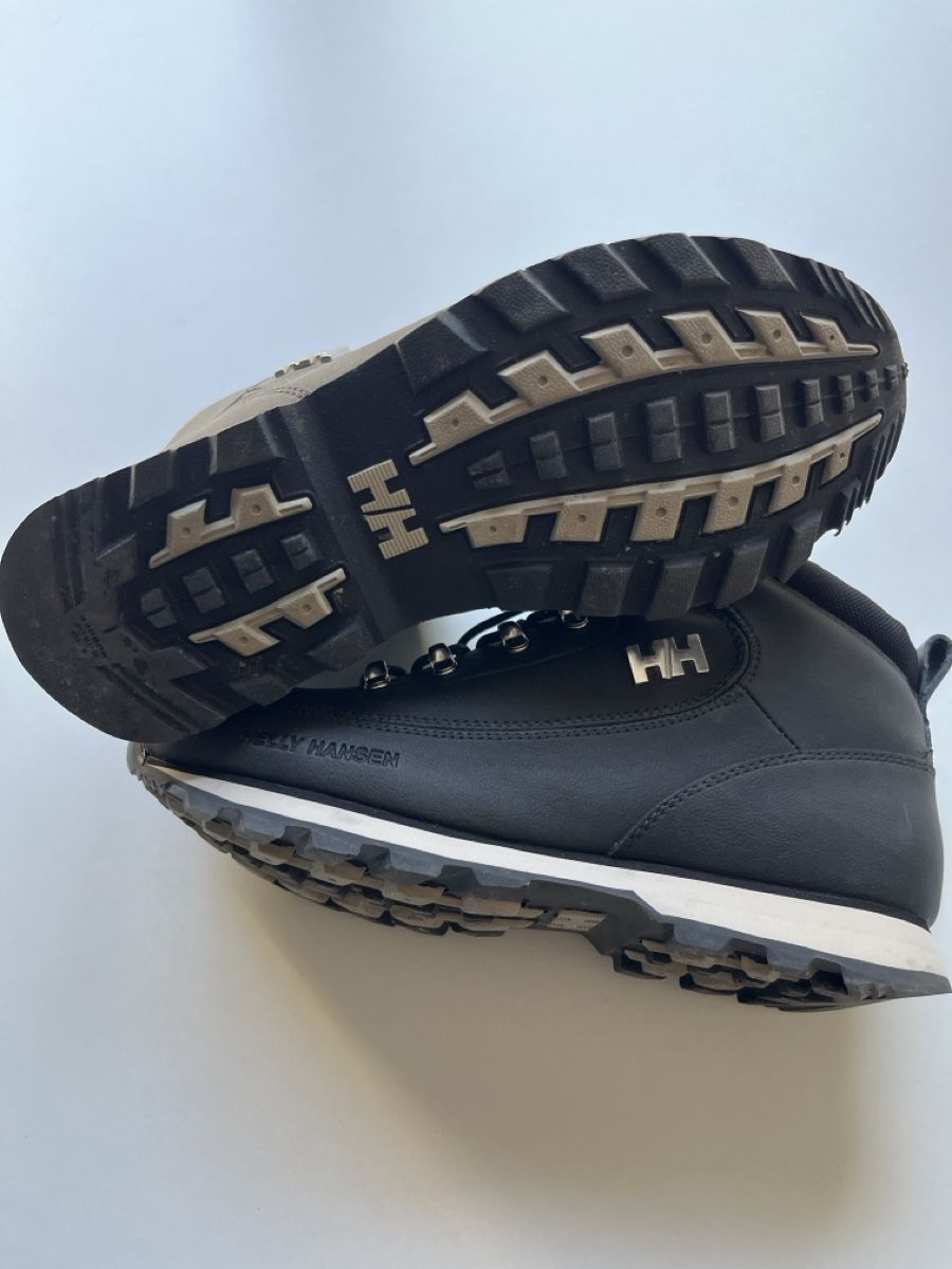 Helly Hansen Herrenschuhe: Helly Hansen Wanderschuhe Leder schwarz Grösse 39.3 – Gebraucht aus Brügg BE von Andalomas 2