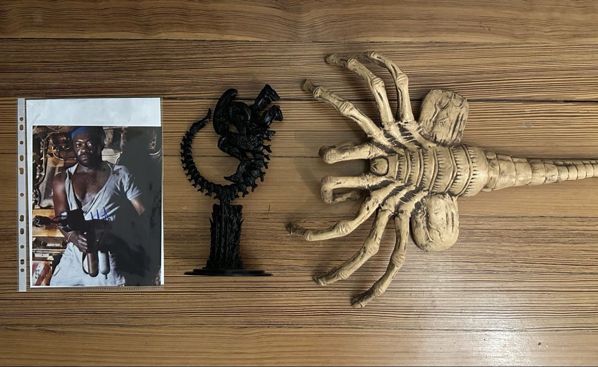 Figuren: Alien Giger Set not Sideshow Hot Toys Autogramm Facehugger – Gebraucht aus Schlieren von Moviepropde
