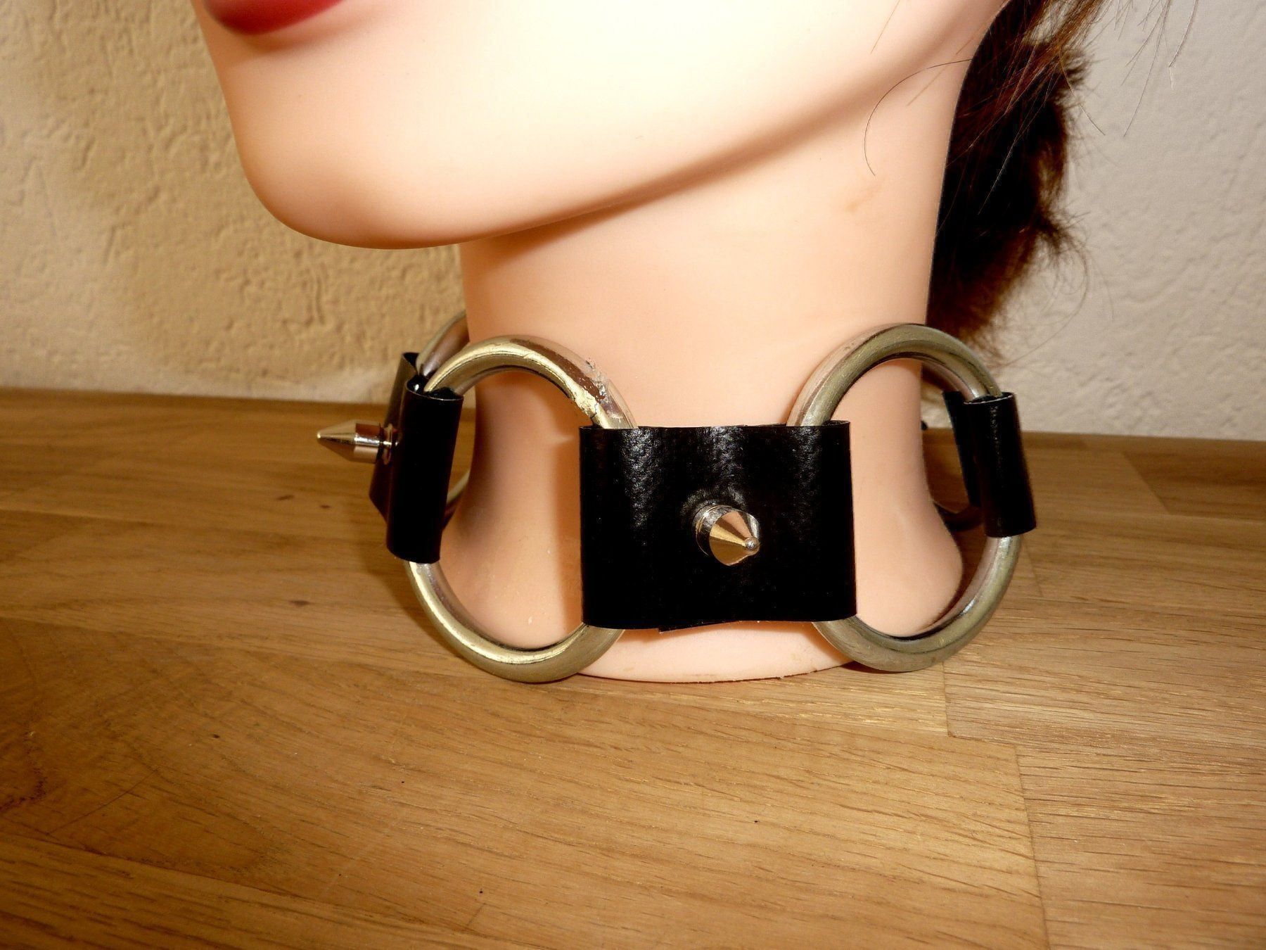 Ciondoli: Punk Hardcore Halsband – Usato da Hochfelden venduto da swissice 3