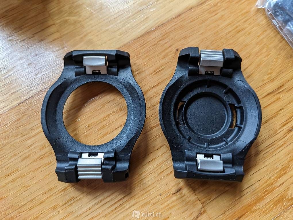 Garmin Smartwatch: Garmin Forerunner 945 Tri Bundle Gratisversand – Usato da Innertkirchen venduto da Flir 4