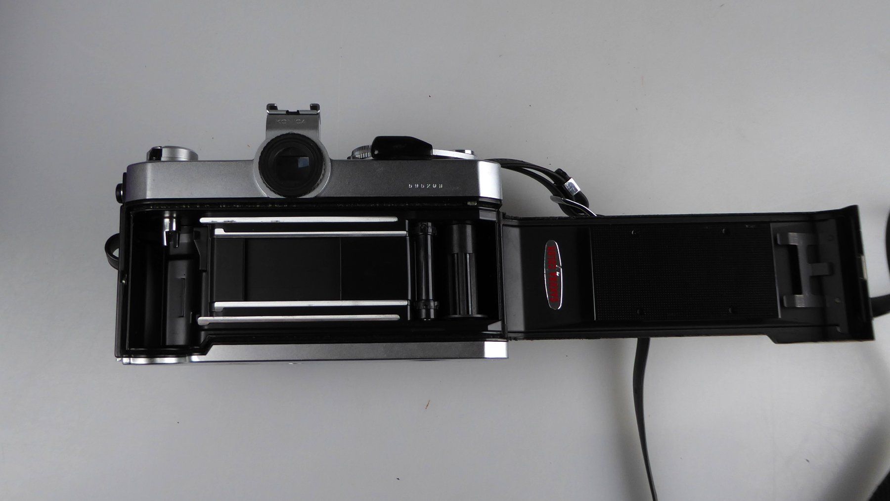 Konica Appareil photo: Konika Autoreflex T3 – D'occasion à Volketswil par brockipfannenstil 1