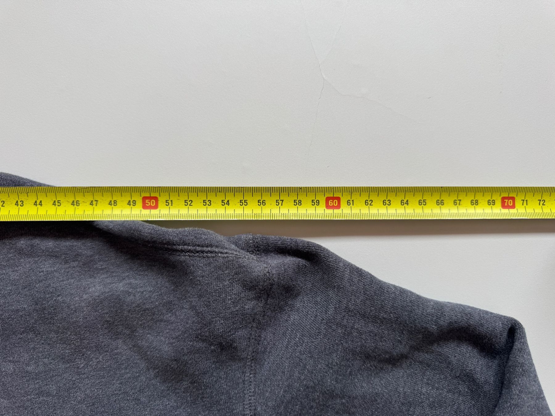 Fila Maglioni & Felpe: FILA crewneck pullover Sz L – Usato da Neuchâtel venduto da _Easy_to_Find_ 4