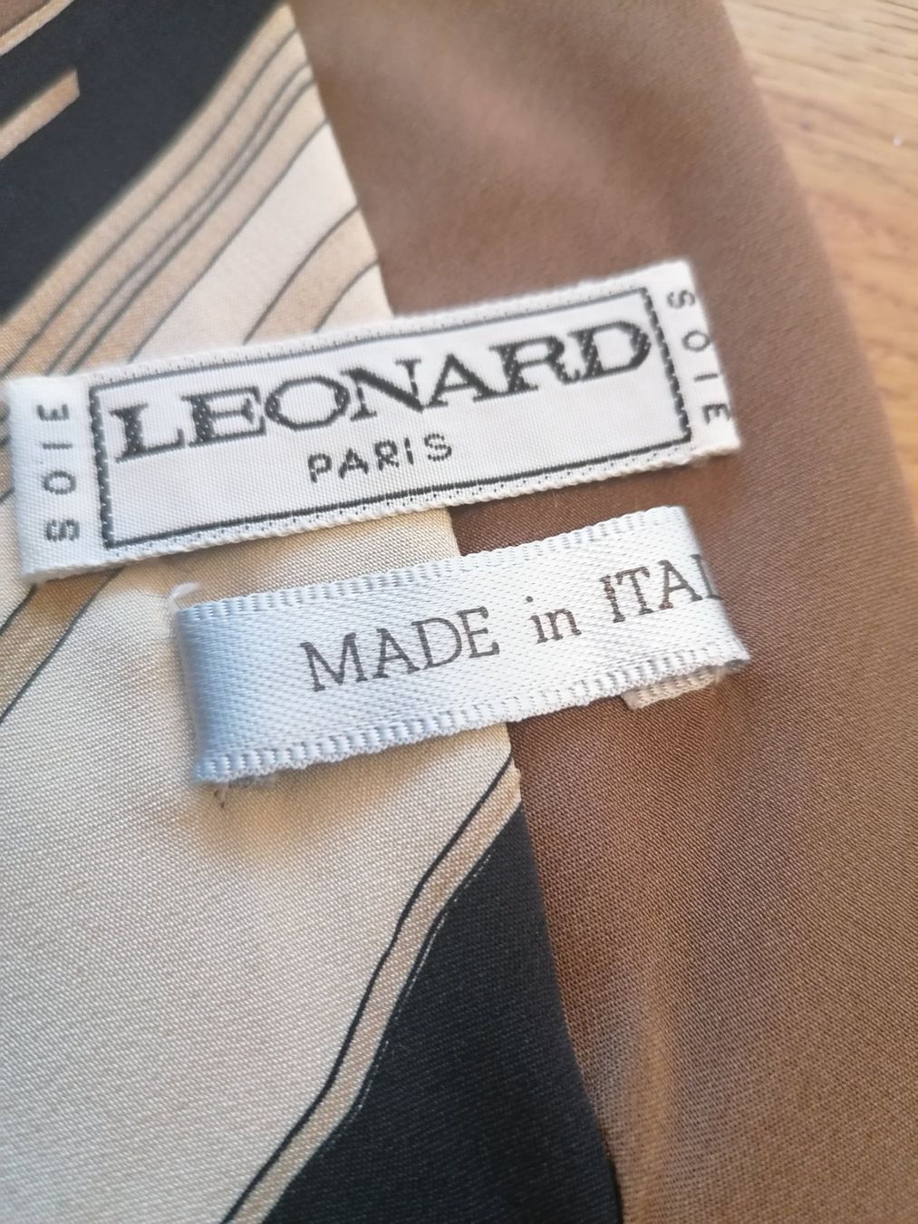 Cravatte: Leonard Paris Krawatte - Nr. 161 – Usato da Basel venduto da vintagecollector 2