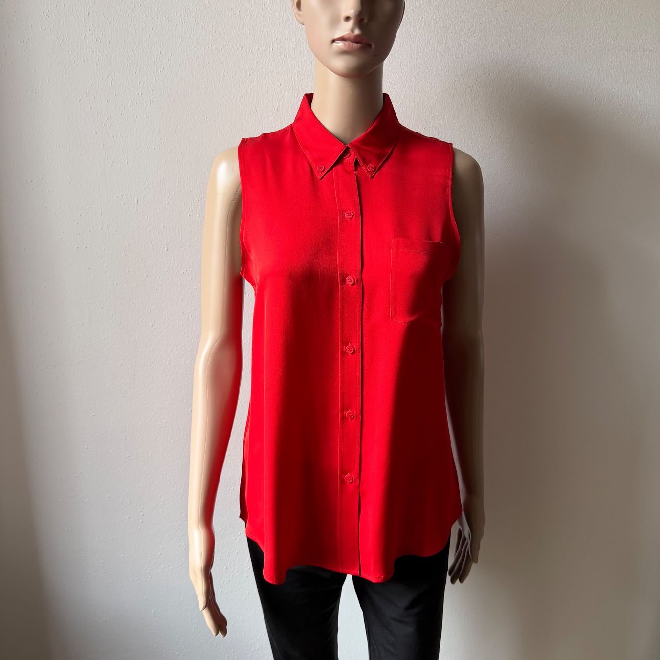 Theory Top: THEORY Seidenbluse ❣️ – Usato da Zürich venduto da ClosetQueen