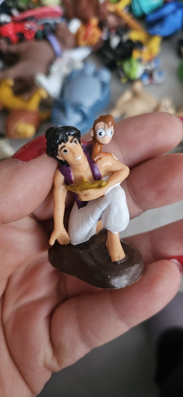 Disney Statuette: Aladdin Figur mit Affe & Wunderlampe - Sammlerstück – Usato da Schlieren venduto da Disneylover 2