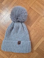 Mädchenmütze grau mit Bommel gefüttert