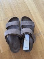 Suede sandals