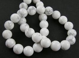 Howlite Perlen weiss natural 10mm