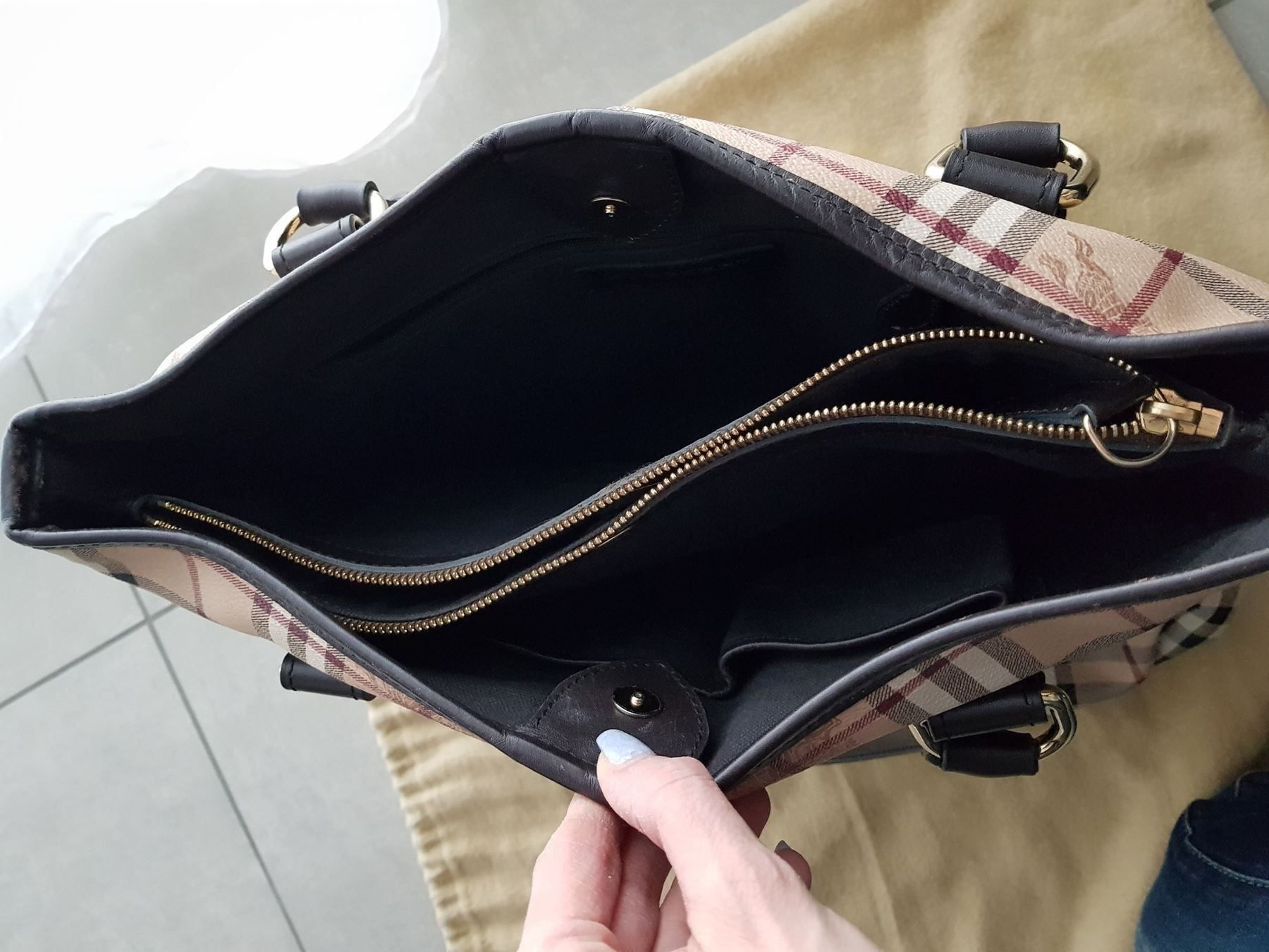 Burberry Taschen für Damen: 100% Burberry Northfield Large Tote – Gebraucht aus bellinzona von zeus6535 4
