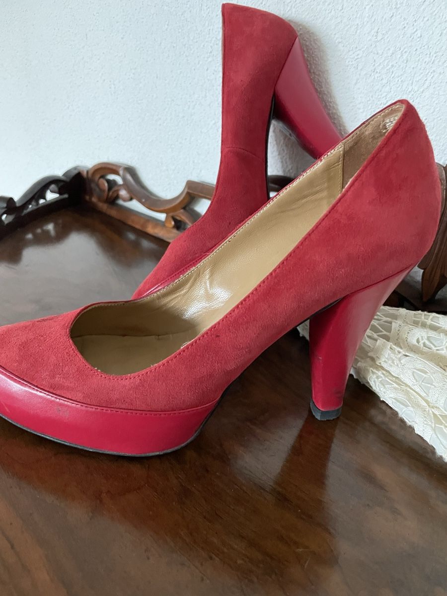 Scarpe da donna: rote Pumps Elégance Gr 40 für Selbstbewusste – Nuovo (secondo la descrizione) da Emmenbrücke venduto da Ladyboutique 1