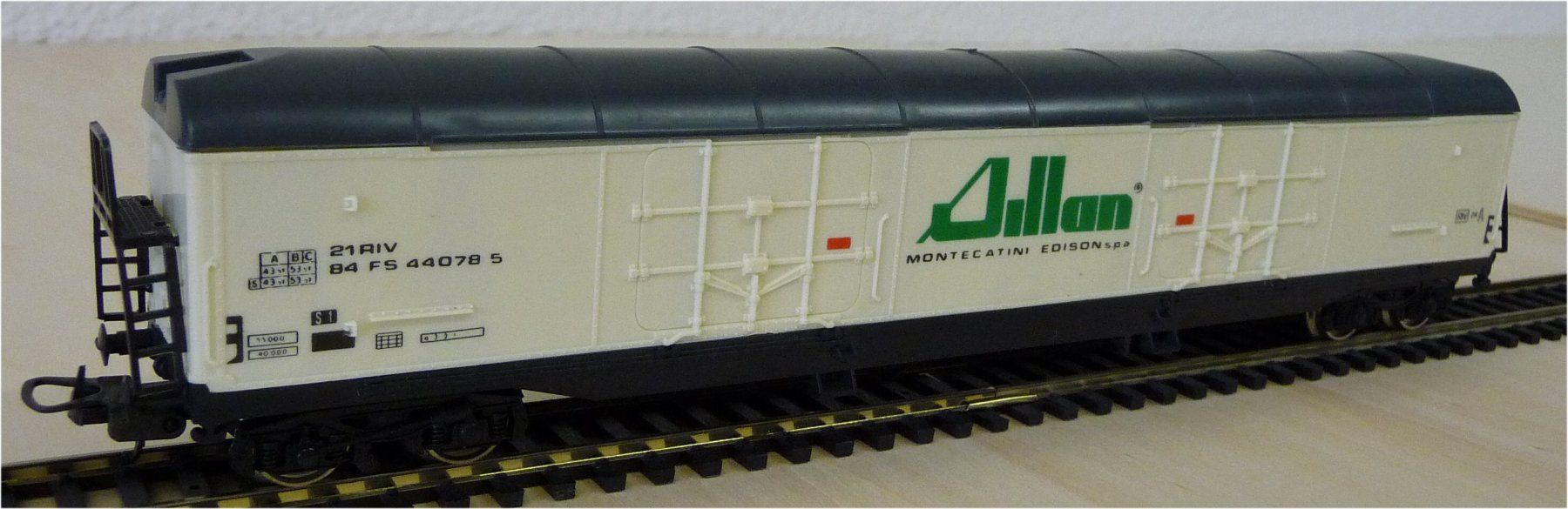 Lima Modellini di ferrovie: Grossraum-Güterwagen – Usato da Hinwil venduto da Dampfloki