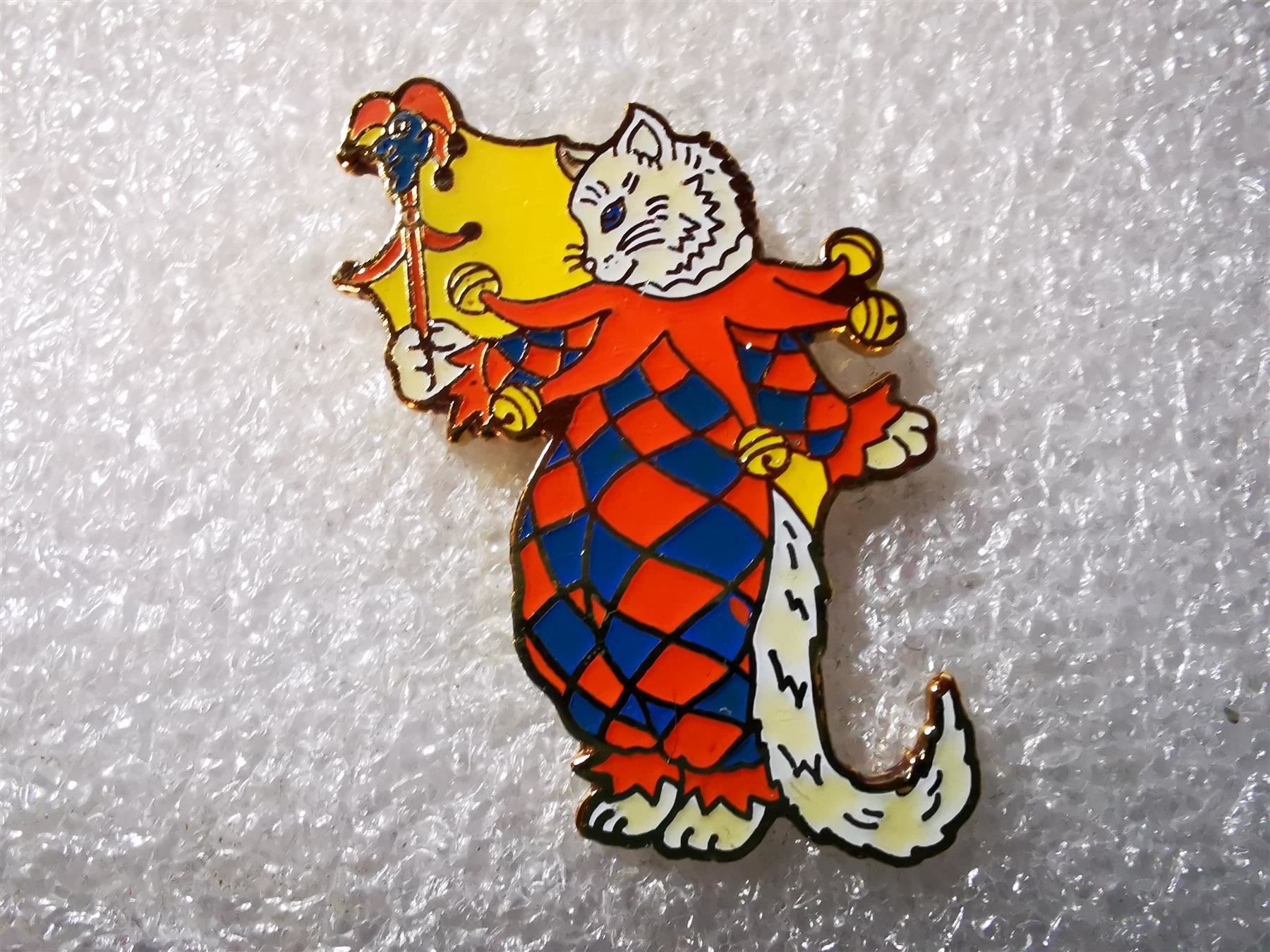 Plaquettes & Badges: Ansteckpin 4: Simone Erni Wally – D'occasion à Oppligen par Pin-Fall-Shop