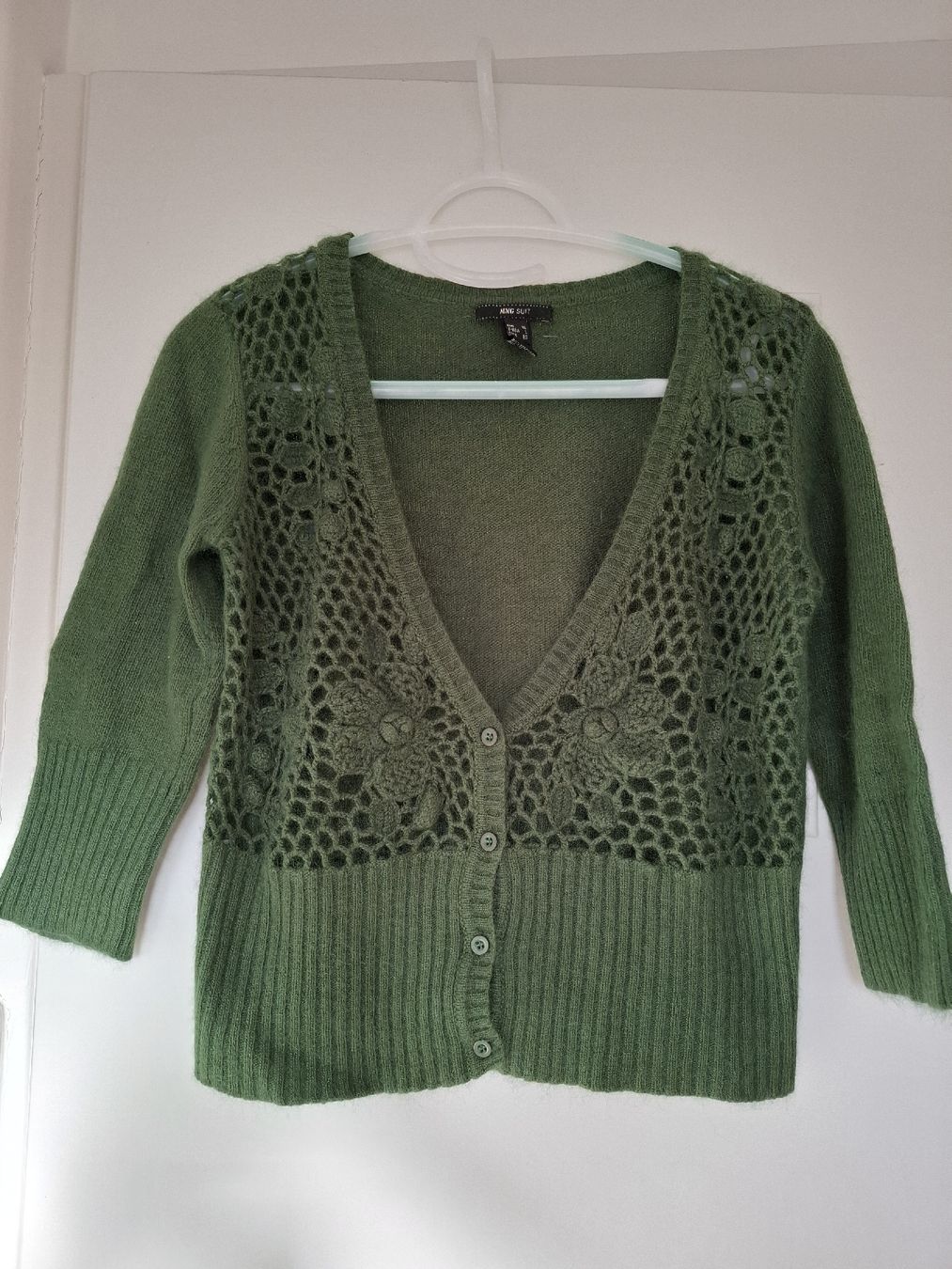 Mango Gilet & Giacche senza maniche: Cardigan vert Vintage  – Usato da La Tour-de-Peilz venduto da Marin_nette