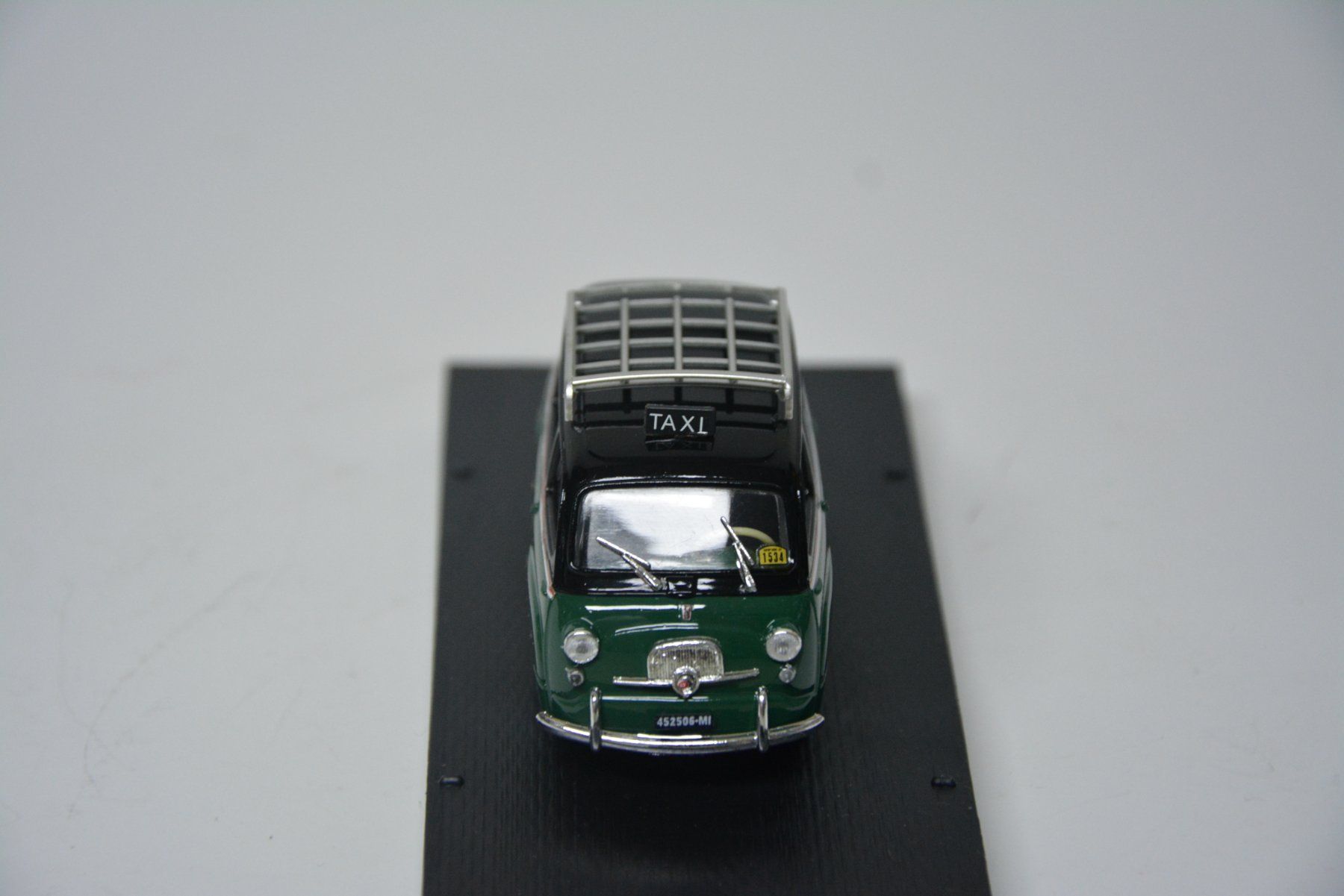 Fiat Modellini d'auto: Fiat 600 Multipla D , 1960 , Brumm, 1:43 – Nuovo e nell'imballaggio originale da Goldach venduto da Feivel9 3