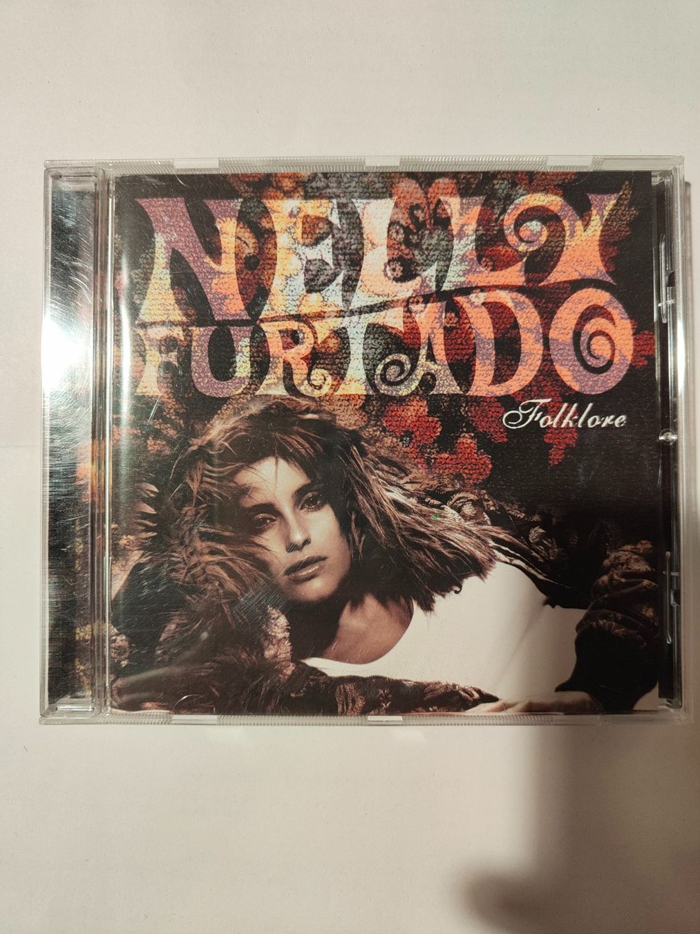 CD: CD "Folklore" Nelly Furtado – Usato da Winterthur venduto da Heftith