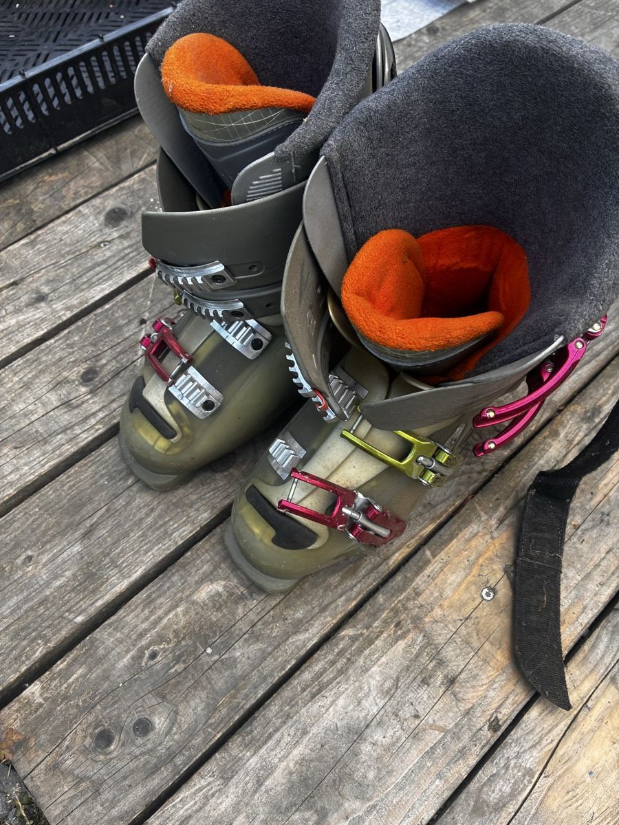 Sci: Skischuhe – Usato da Hergiswil NW venduto da cowa_81