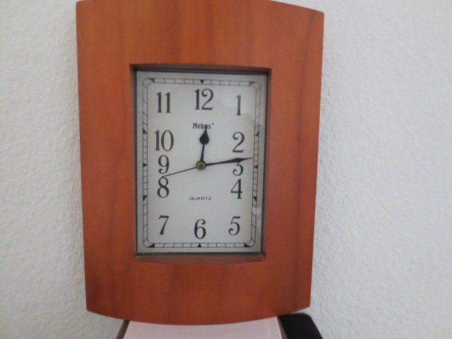 Orologi da terra & Orologi da parete: Quartz-Uhr "Mebus" mit Holzrahmen – Usato da Basel venduto da Christallina 2