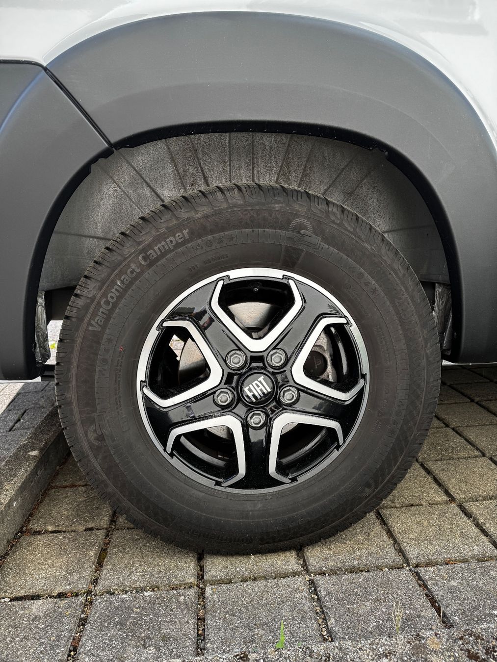 Fiat Pneus & Kompletträder: Fiat Ducato OEM Maxi Radsatz mit Continental Van Contact – Neu (gemäss Beschreibung) aus Kreuzlingen von Pro-Gear-Shop 2