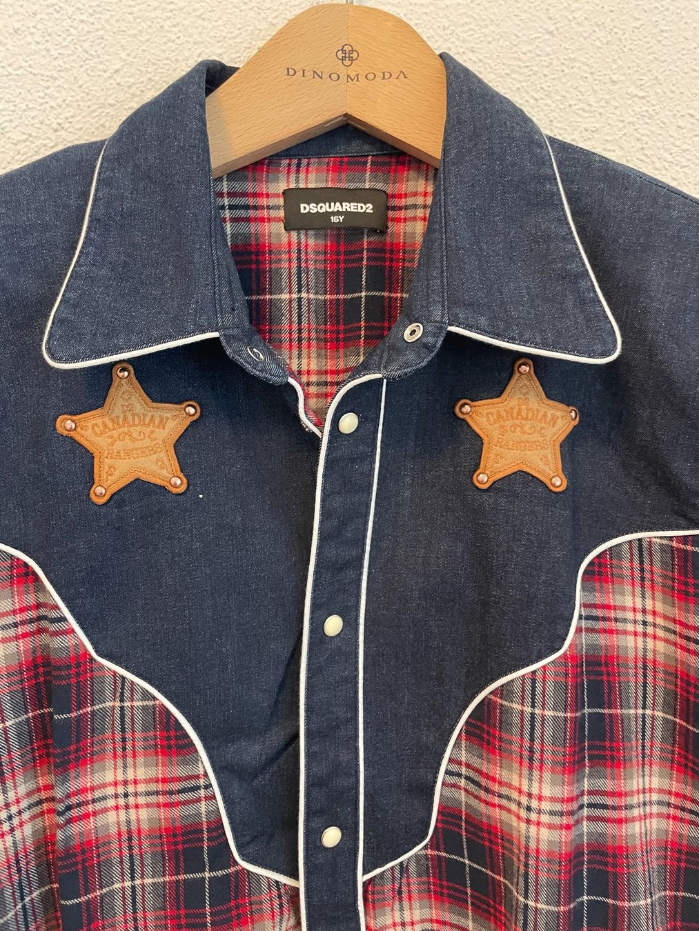 Dsquared2 Camicie, T-shirt & Polo: 100% original DSQUARED2 for 16Y – Usato da Zug venduto da dim_np7l 1