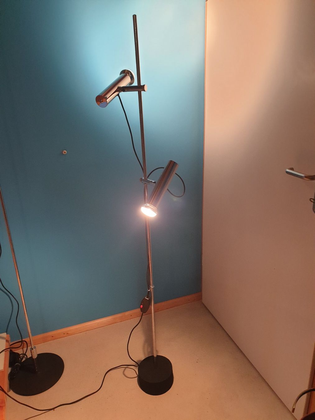 Lampade: Minimalist Spot Lampe – Usato da rebstein venduto da spacy73 5