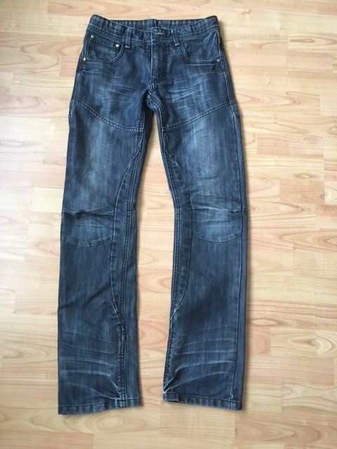 Pantaloni: Lässige, blaue Jeans. Grösse 164 – Usato da Brugg AG venduto da Biomaga