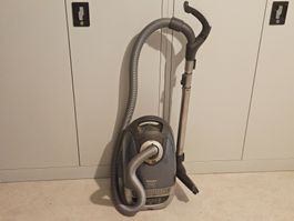 Miele S5710-CH Senator Parquet Staubsauger