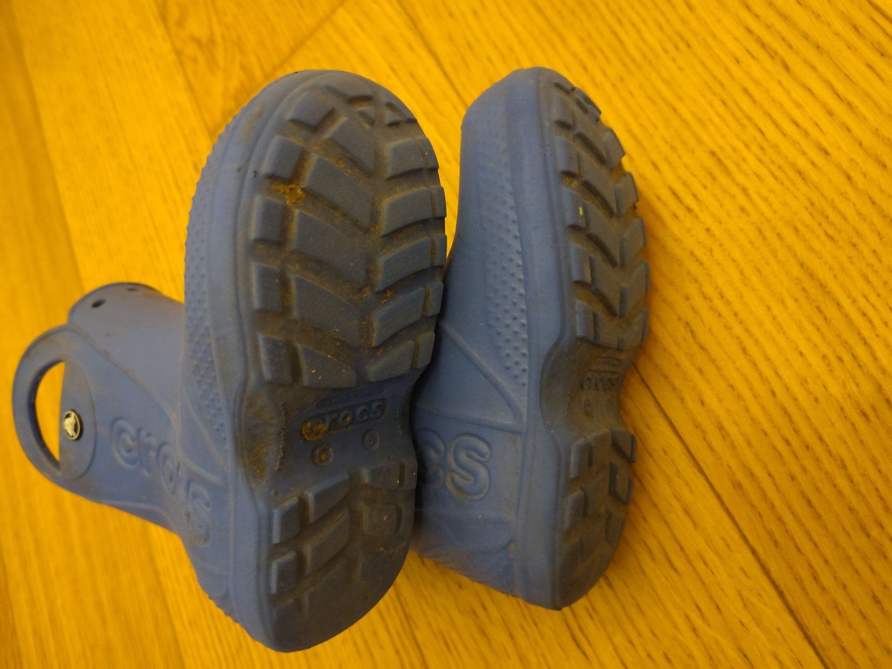 Crocs Chaussures hommes: Crocs Gummistiefel Gr. 25/26 – D'occasion à Bern par Cassiopeia-72 3