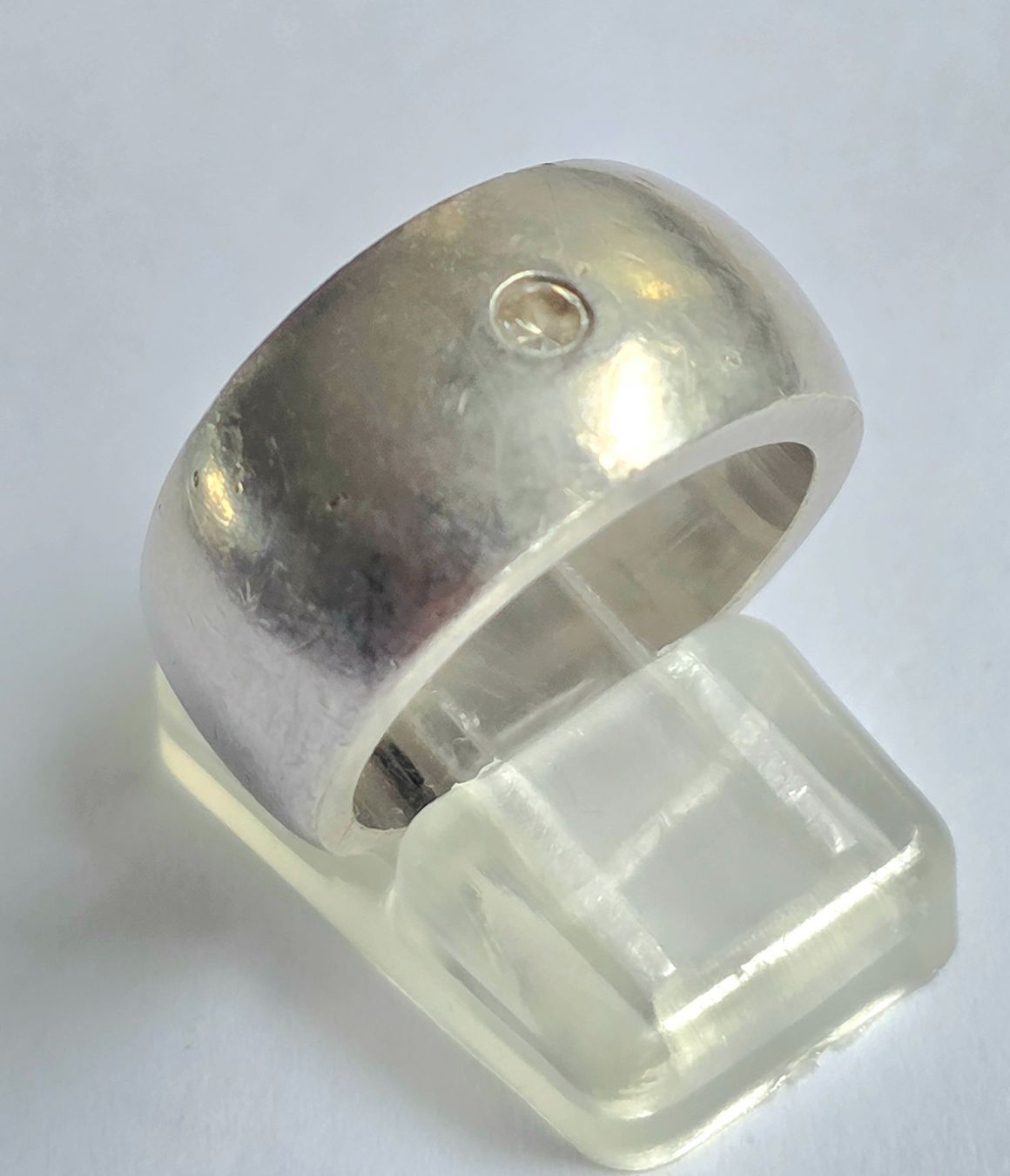 Bagues: Silber Ring mit kleinem Diamant – D'occasion à Zürich par Benedikt21