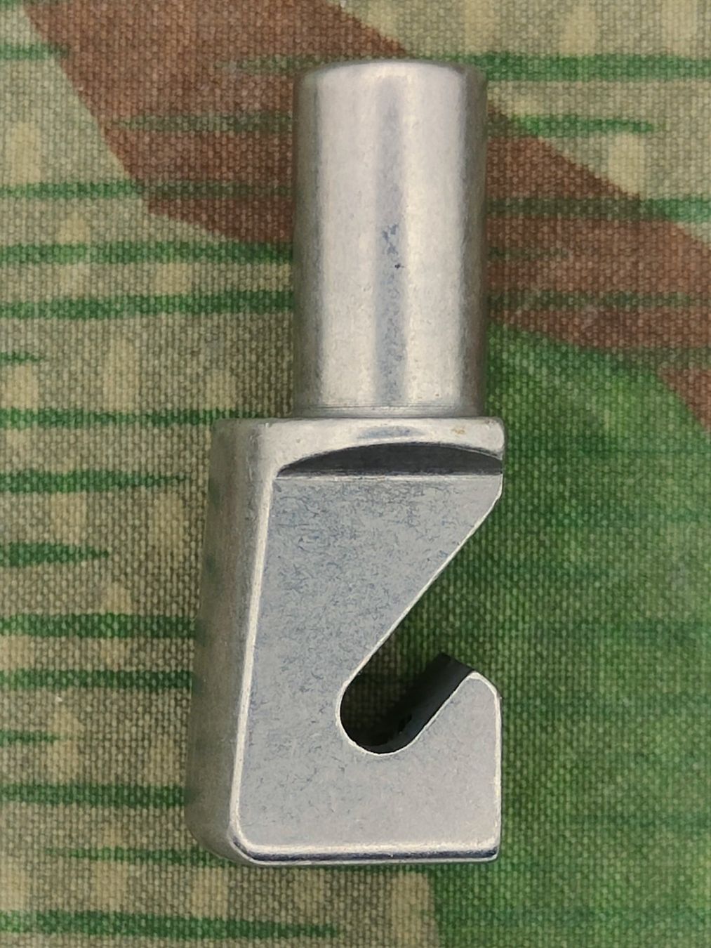 Schweizer Armee Stichwaffen: Knauf zu Bajonett Ord. 1957 – Gebraucht aus Bauma von SwissMilitaria 1