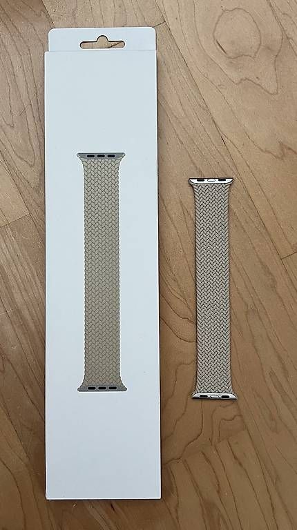 Bracelets: Apple Watch Solo Loop Armband 41mm beige Gr. 7 – D'occasion à Volketswil par oli_l2zq 1