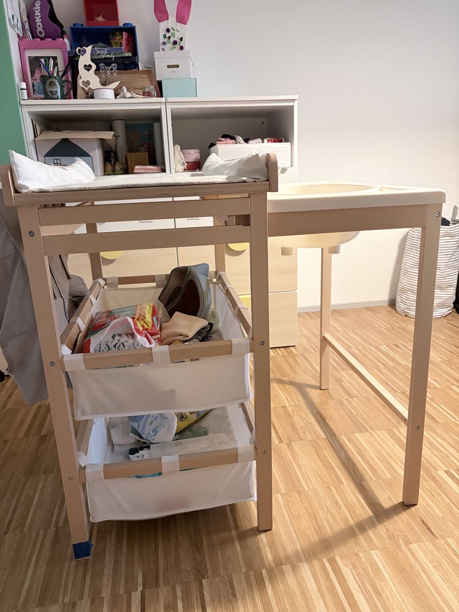 Fasciatoi & Accessori: Wickeltisch mit klappbarer Badewanne – Usato da Zürich venduto da n3llo 2
