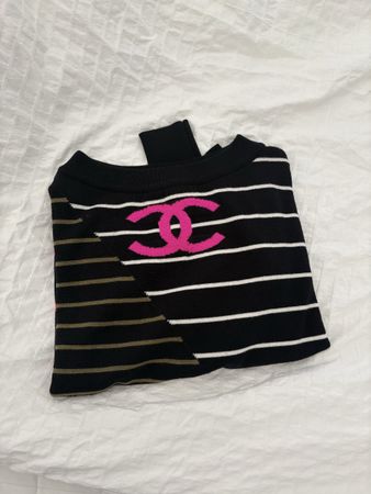 Chanel 100%wool knit