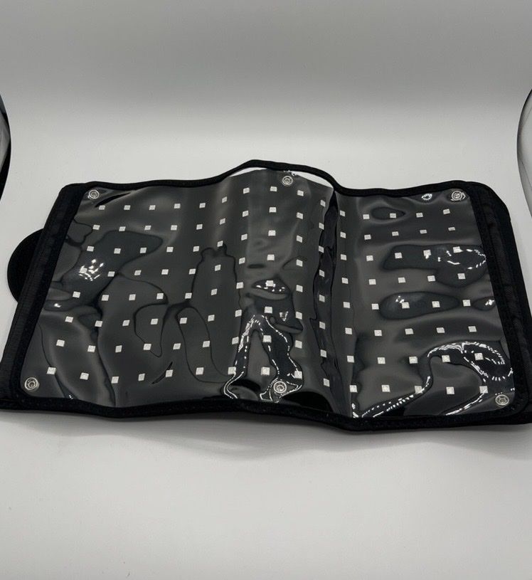 Attrezzature mediche: RED LED THERAPY WRAP – Nuovo e nell'imballaggio originale da Tägerig venduto da ValePe 1
