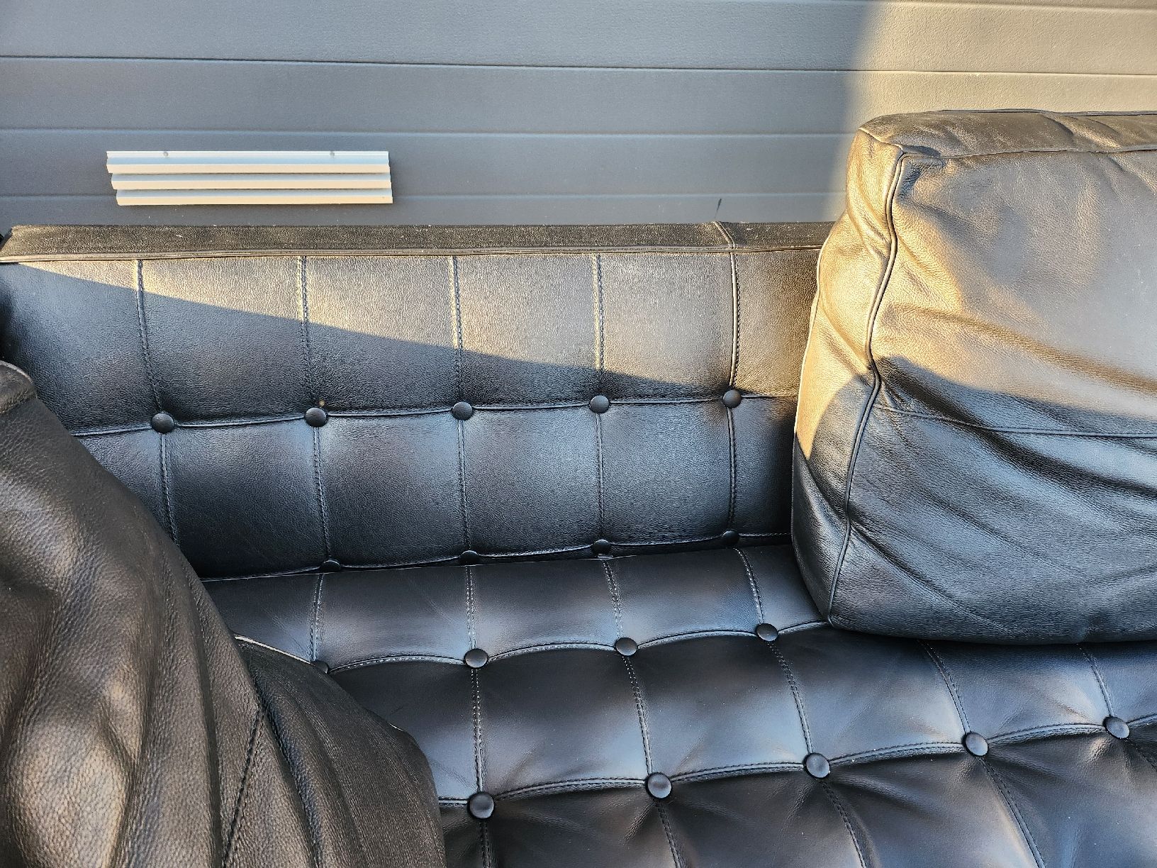 Cassina Divani: Cassina - Prive sofa by Philippe Starck – Usato da Gelderland venduto da HermsenDesign 6