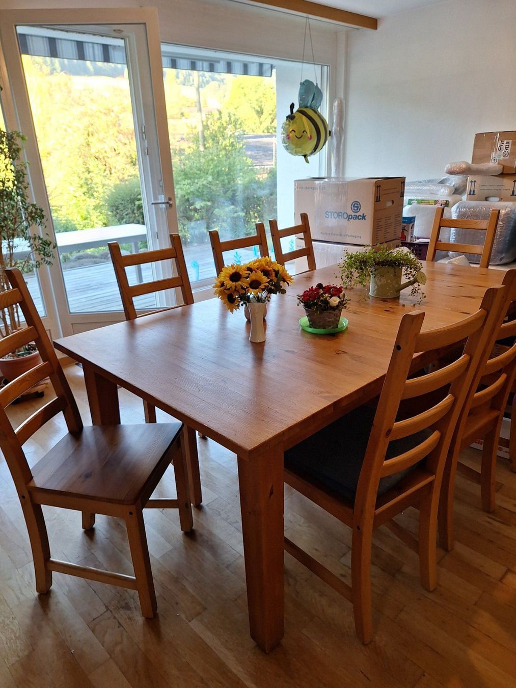 Ikea Tischset: Esstisch mit 8 Stühlen – Gebraucht aus Bretzwil von mar_5x7b 1