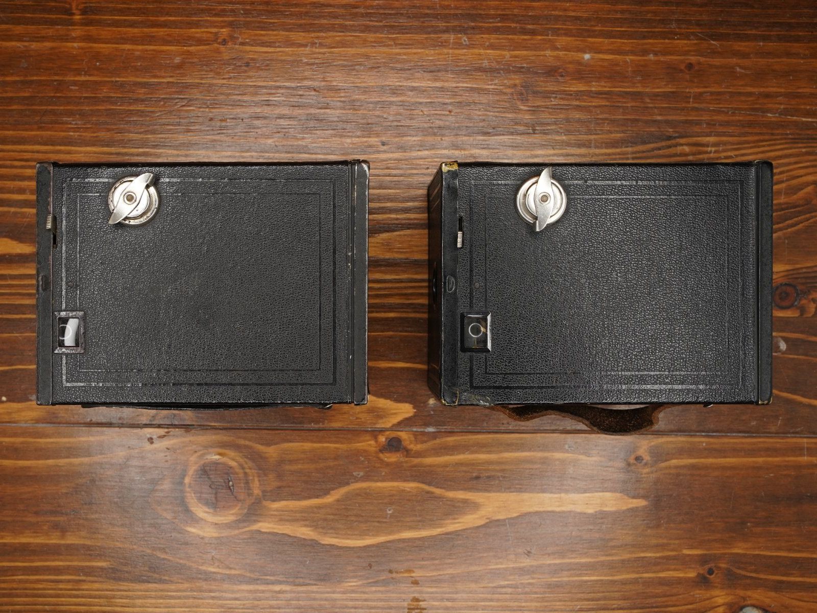Kodak Fotocamera: 2x Kodak Brownie – Difettoso da Bern venduto da FotoStrobo.ch_Outlet 2