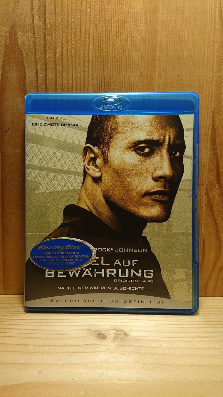 Tutti i DVDs: SPIEL AUF BEWÄHRUNG Blu-Ray mit Dwayne Johnson – Usato da Wilderswil venduto da Exebub