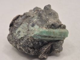 💎 Smaragd roh im Muttergestein (53)