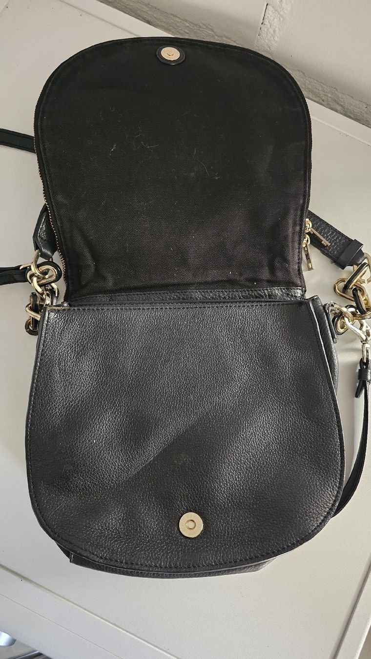 Karl Lagerfeld Sacs femmes: Karl Lagerfeld Tasche Grainy Satchel – D'occasion à Gossau ZH par elo_nw86 2