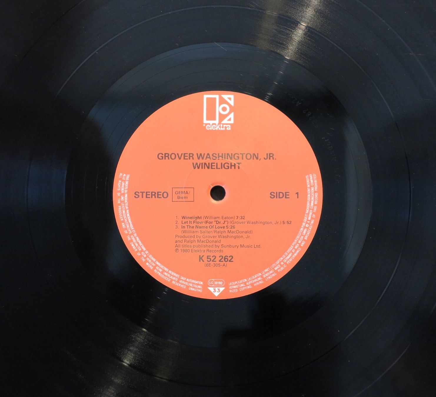 Dischi in vinile: Grover Washington, JR - Winelight / LP – Usato da Zürich venduto da Naim60 2