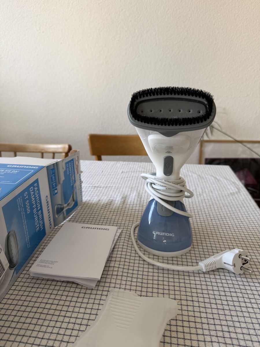 Ferri da stiro: Strammer Grundig ST 5550 – Usato da Zürich venduto da Nadgb1303