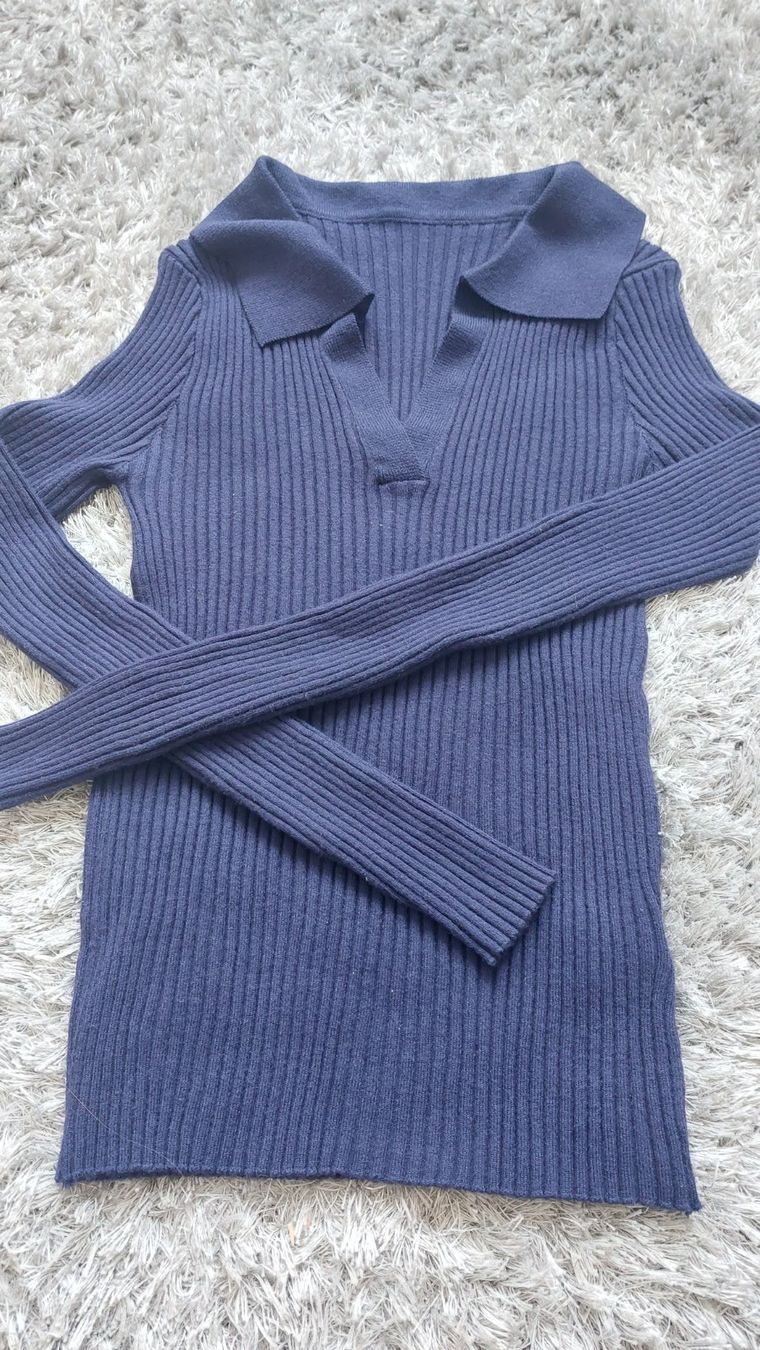 Top: Deux hauts taille S, neufs – Nuovo (secondo la descrizione) da Lausanne venduto da anta-123 1