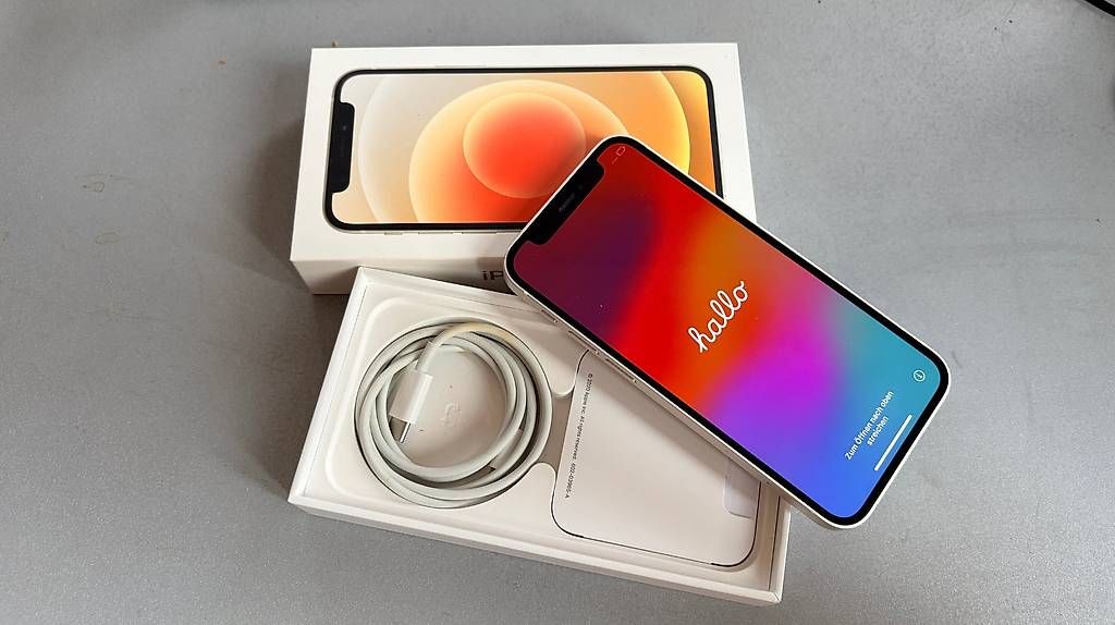 Apple Portables: iPhone 12 Mini, weiss, 256 GB – D'occasion à Hohtenn par schpet11 1