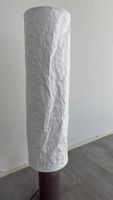 Stehlampe mit Papierschirm