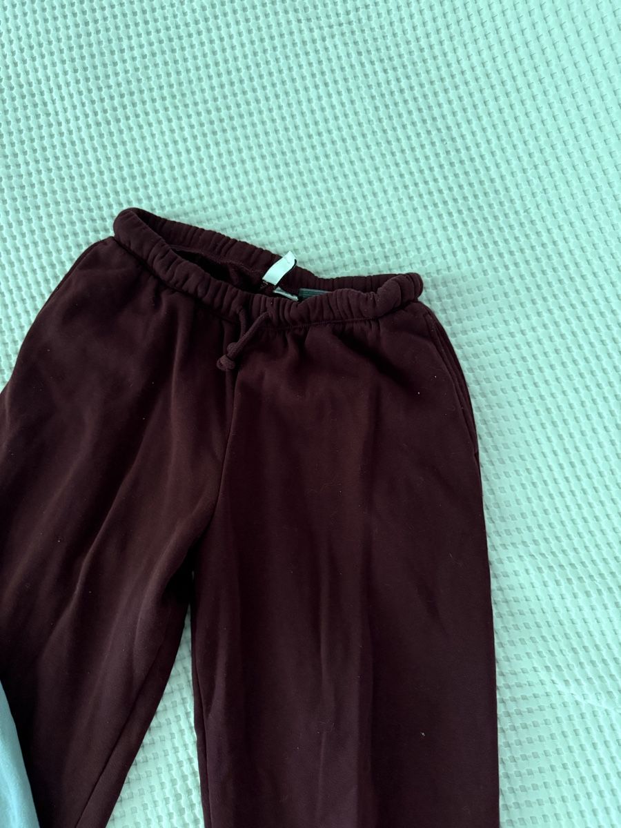 H&M Lotti di vestiti: PANTALONS DE JOGGING H&M BASIC – Usato da Monthey venduto da sen_6ckr 2