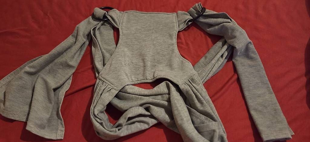 Bauch- & Rückentragen: Tragetuch von Momcozy  – Gebraucht aus Pfyn von hei_d7qw 2
