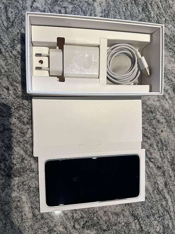 Handys / Smartphones: Huawei P30  – Gebraucht aus Schwanden Sigrisw von NinaT 1
